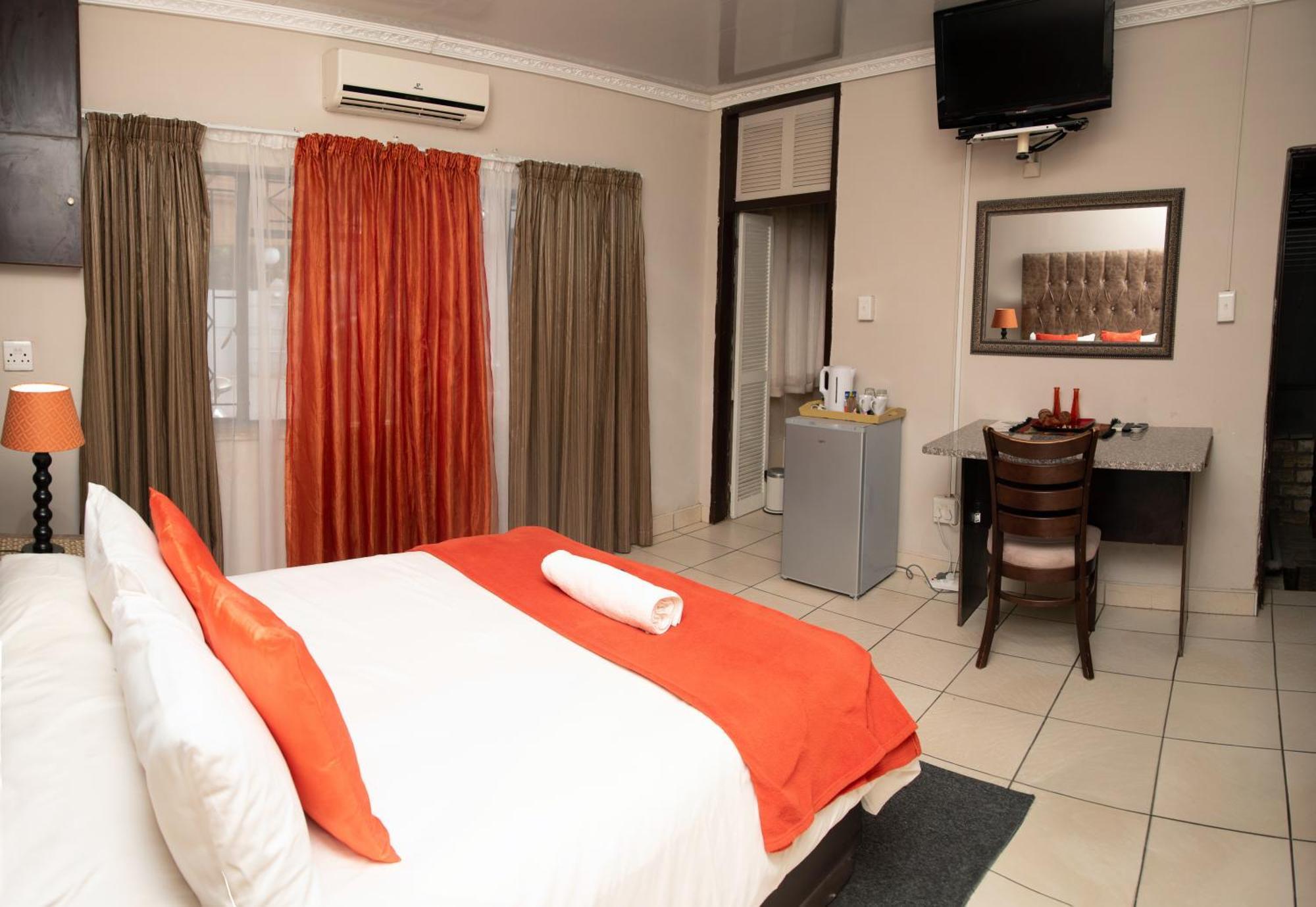 Bed and Breakfast Gold Guest & Conference Welkom Esterno foto